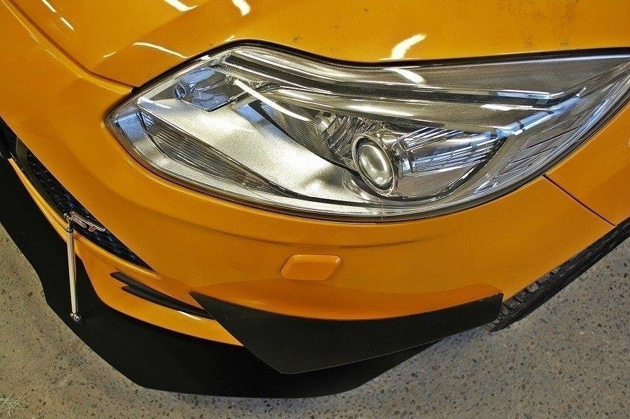Canards (Forkofanger Vinger) Ford Focus ST Mk3