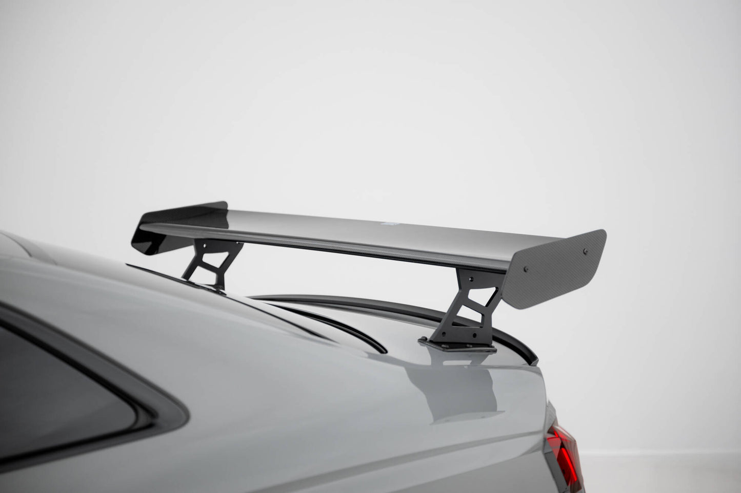 Spoiler kulfiber med Udvendige beslag Stående V.2 Audi A5 / A5 S-Line / S5 / RS5 Coupe F5 / F5 Facelift