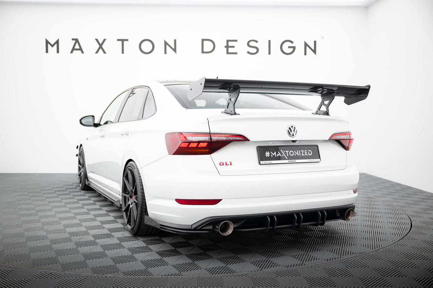 Spoiler kulfiber med Internal Brackets Uprights Volkswagen Jetta GLI Mk7
