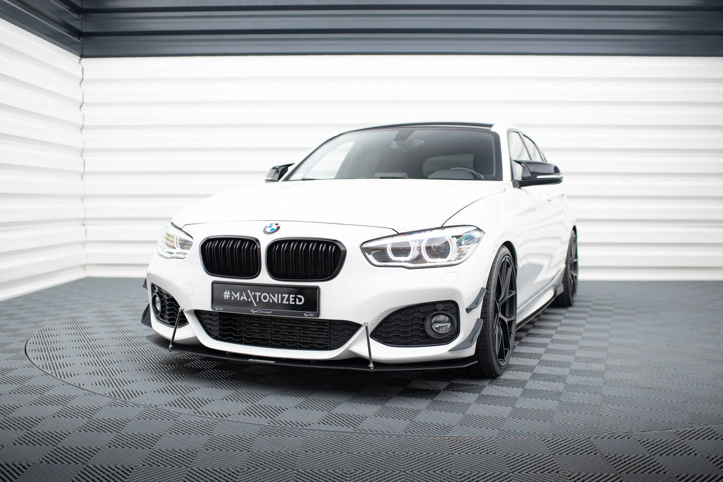 Forreste splitter Racing V.1 BMW 1 F20/F21 M-Power FACELIFT
