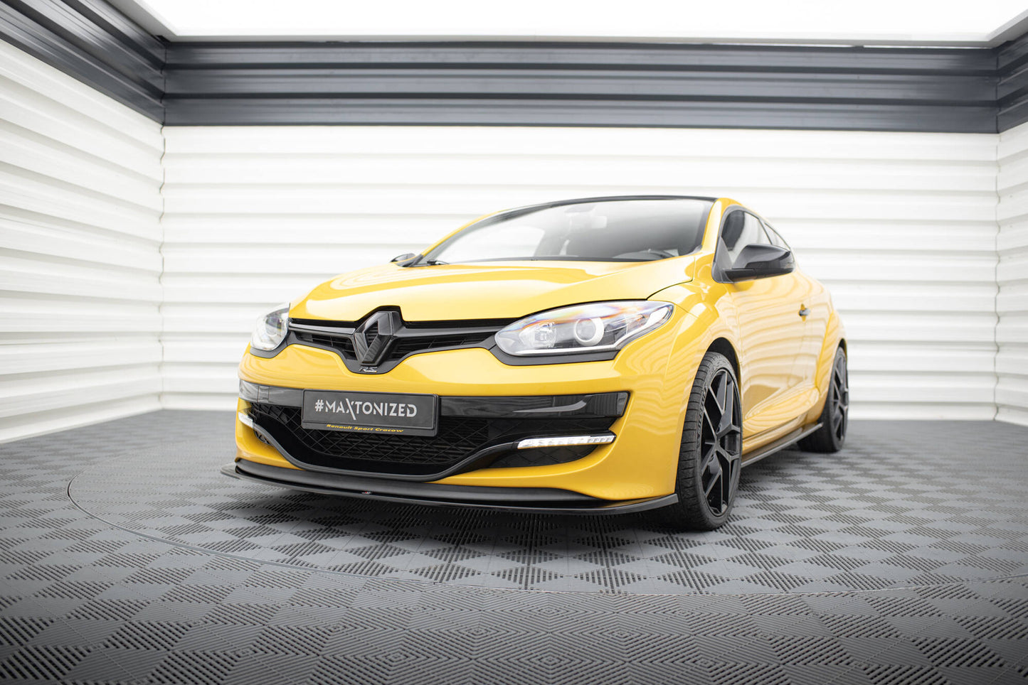 Forreste splitter RENAULT MEGANE 3 RS v.2
