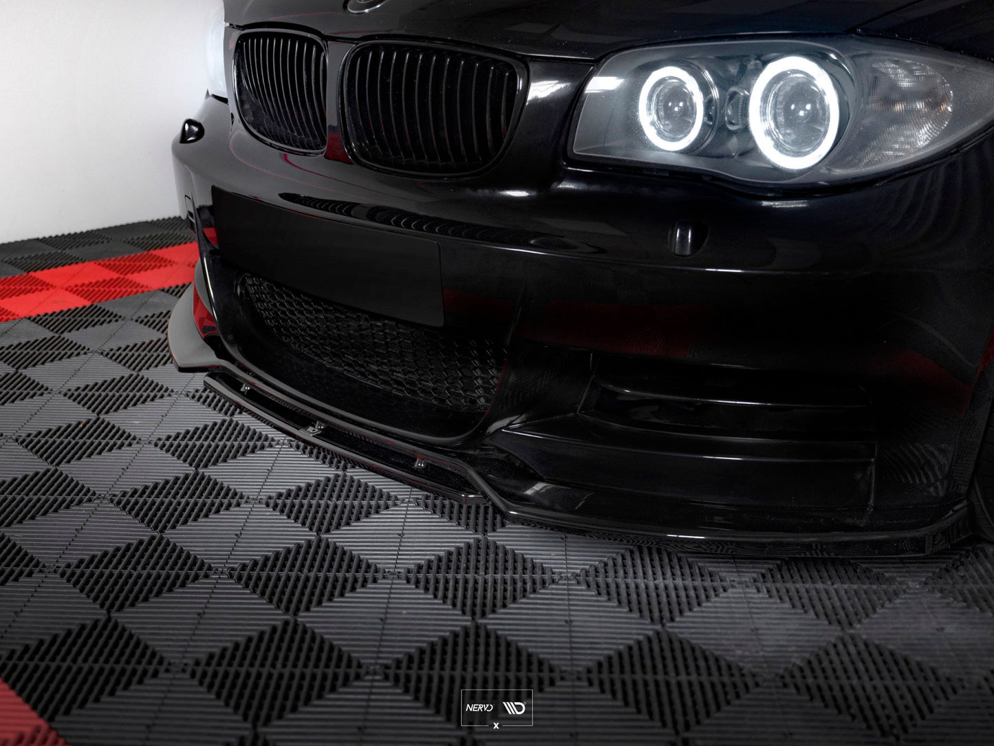 Forreste splitter V.1 til BMW 1 E82 FACELIFT M-PACK