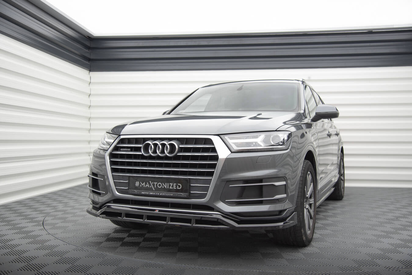 Forreste splitter Audi Q7 Mk2