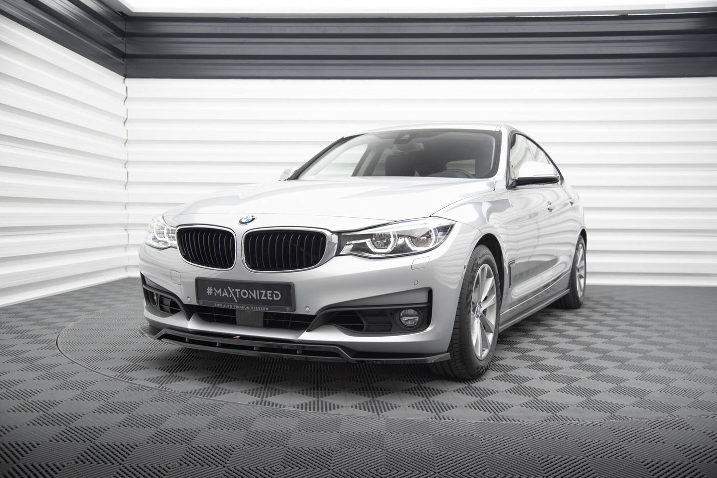 Forreste splitter BMW 3 GT F34