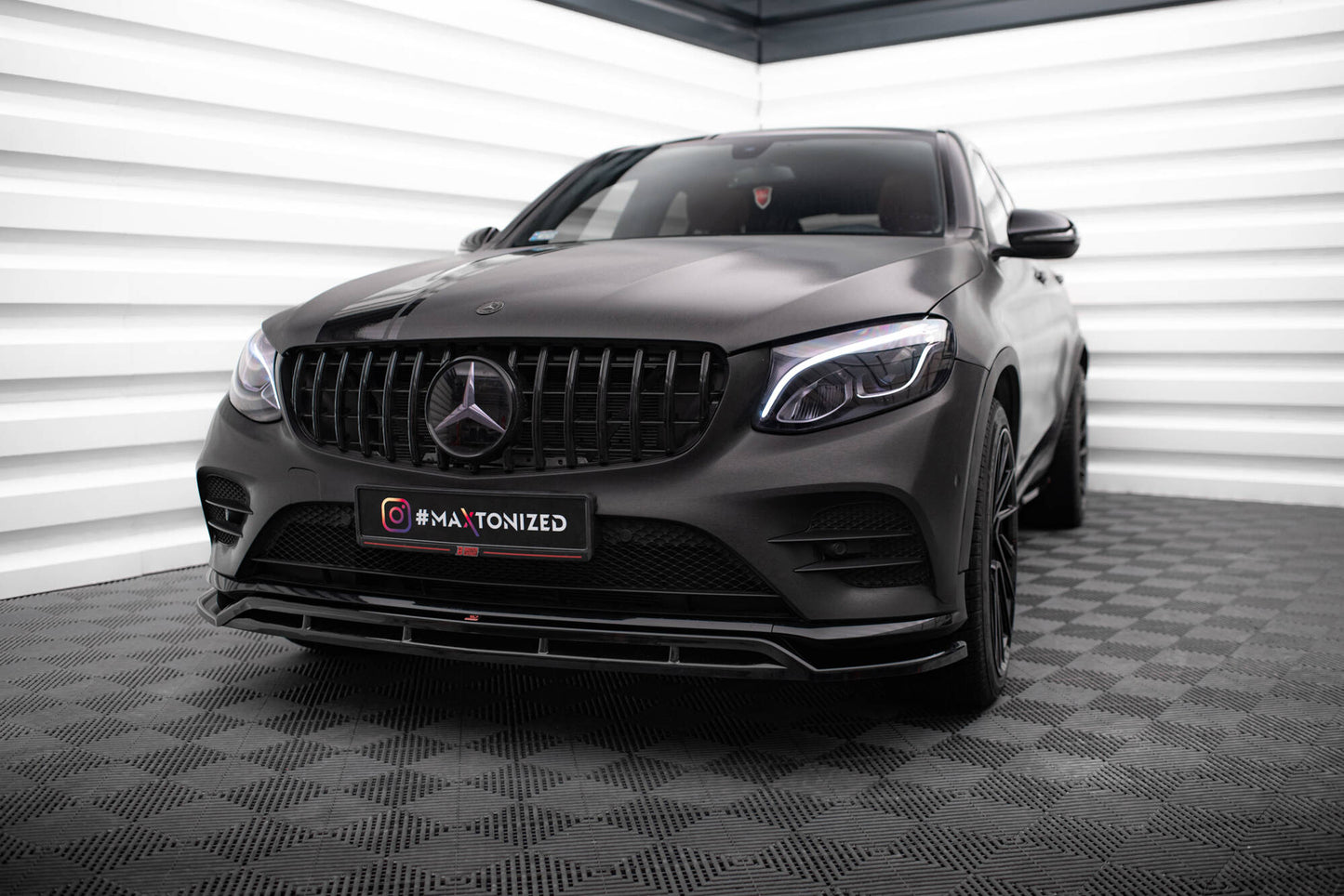 Forreste splitter Mercedes-Benz GLC Coupe AMG-Line /43 AMG C253