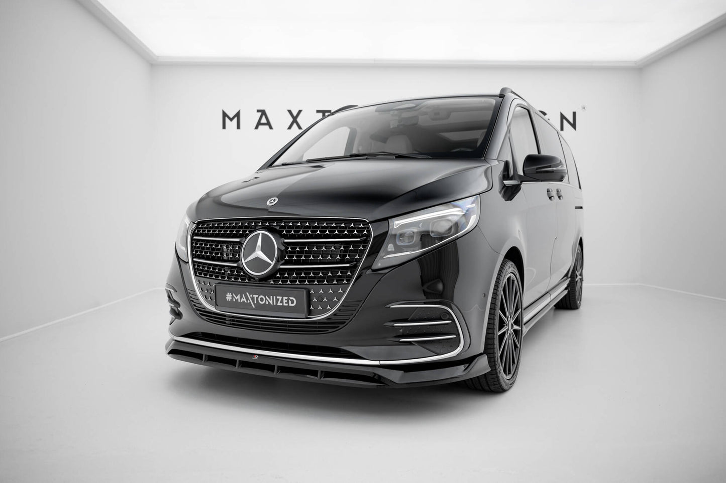 Forreste splitter Mercedes-Benz V AMG-Line W447 Facelift 2