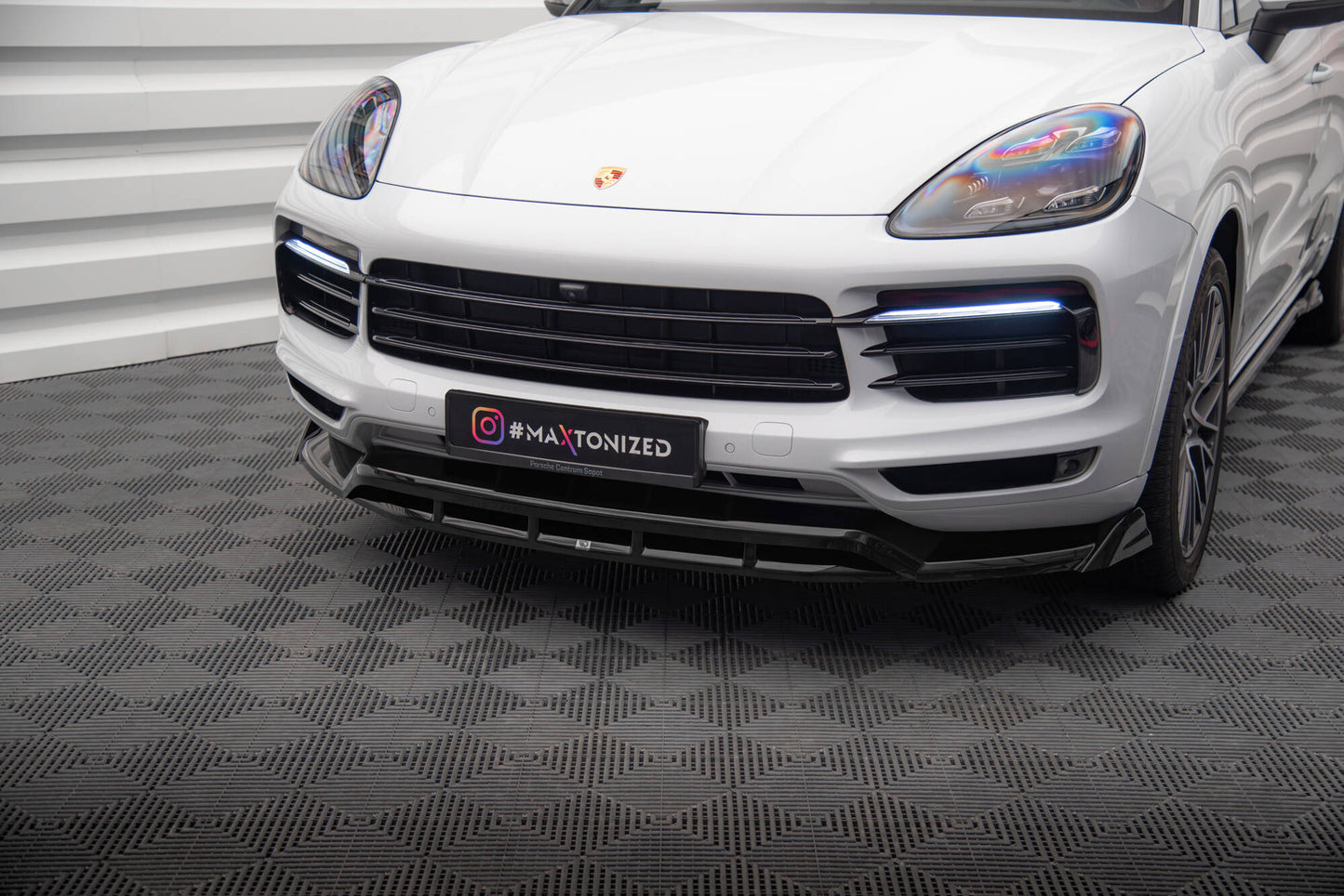 Forreste splitter Porsche Cayenne Coupe / SUV Mk3