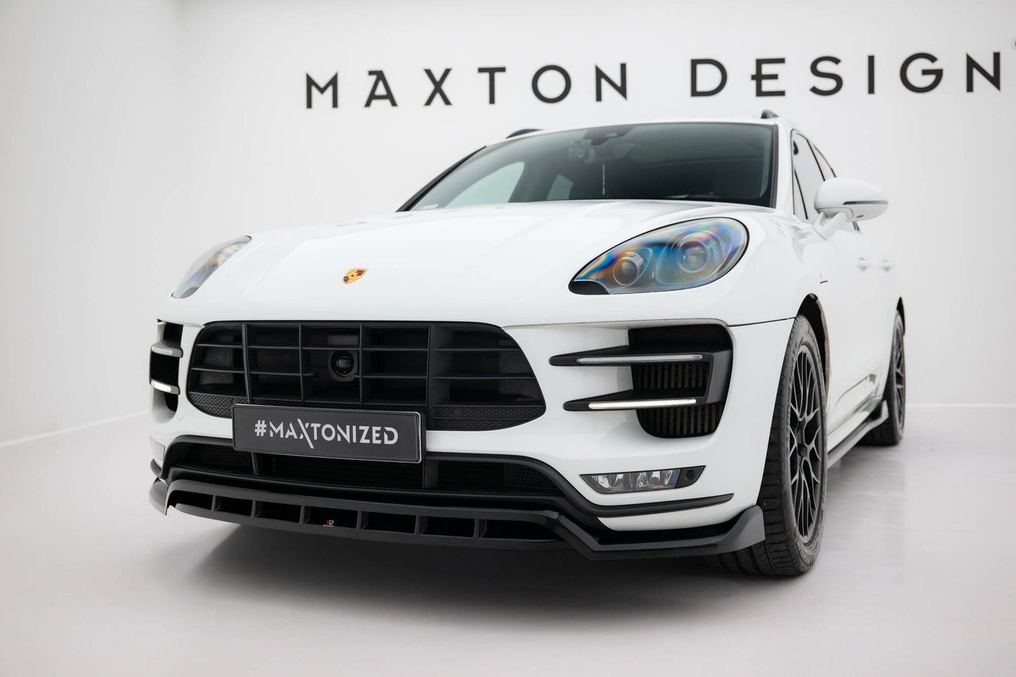 Forreste splitter Porsche Macan Turbo Mk1