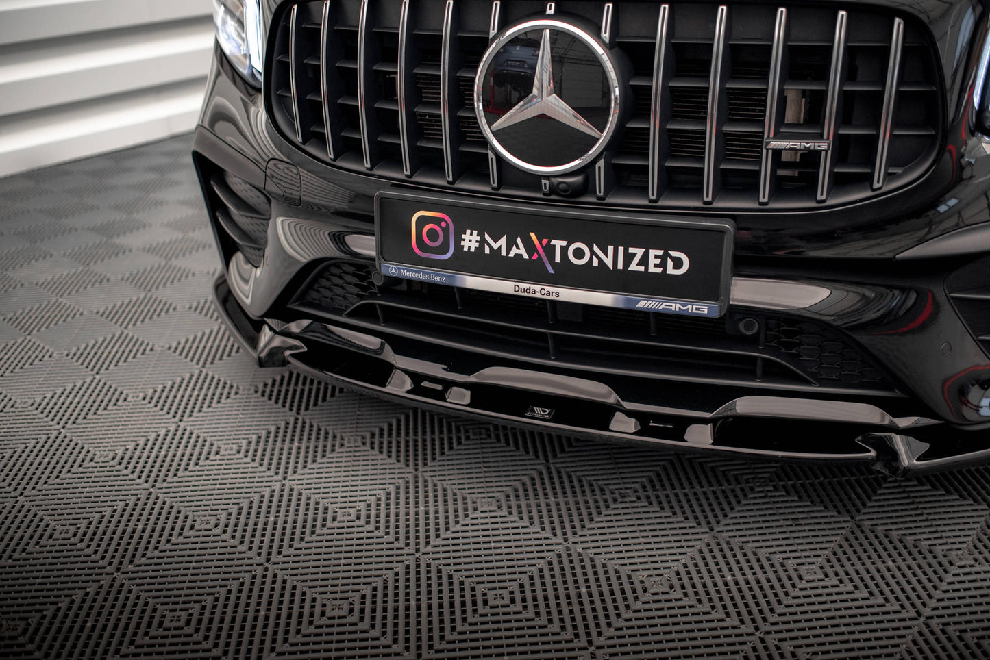Forreste splitter V.1 Mercedes-AMG GLB 35 X247