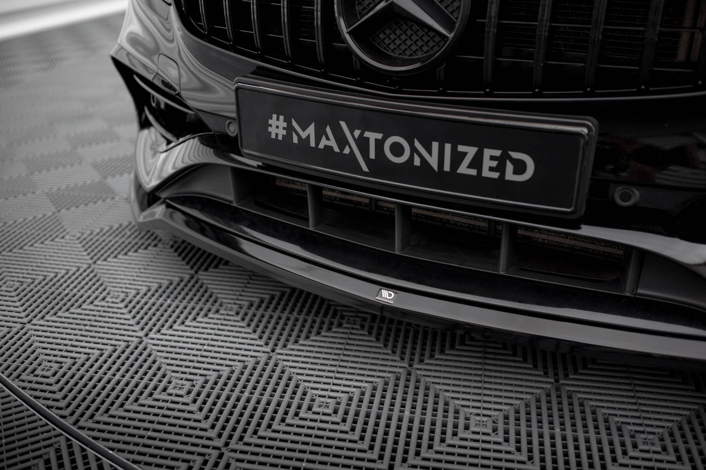 Forreste splitter V.1 Mercedes-Benz A AMG-Line W176 Facelift