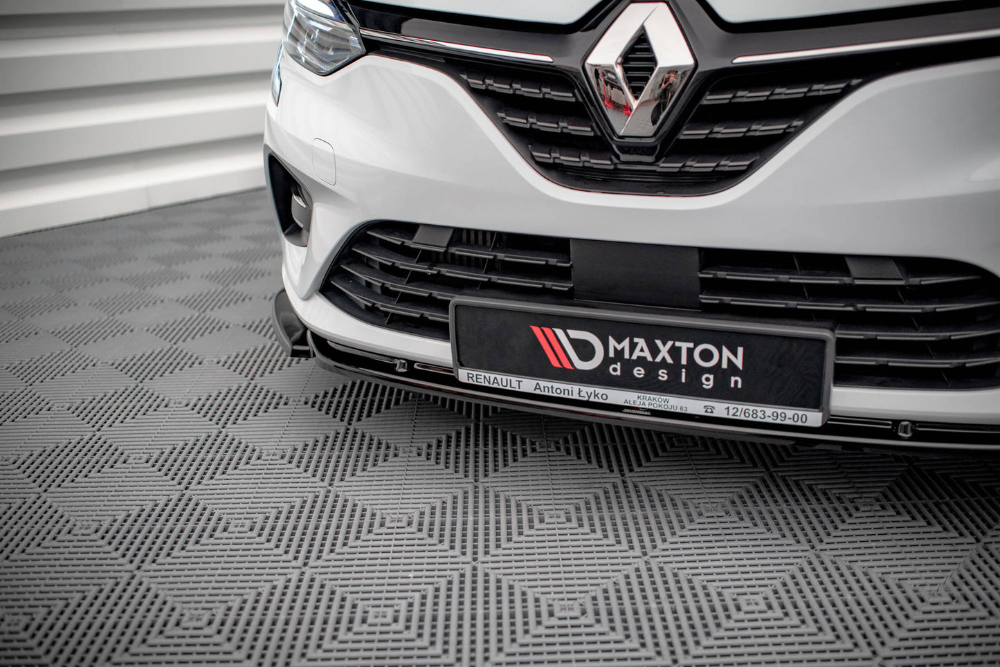 Forreste splitter V.1 Renault Clio Mk5