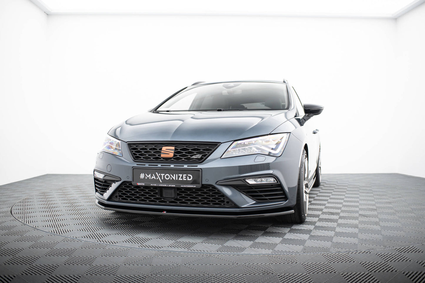 Forreste splitter V.1 Seat Leon Cupra / FR Mk3 FL