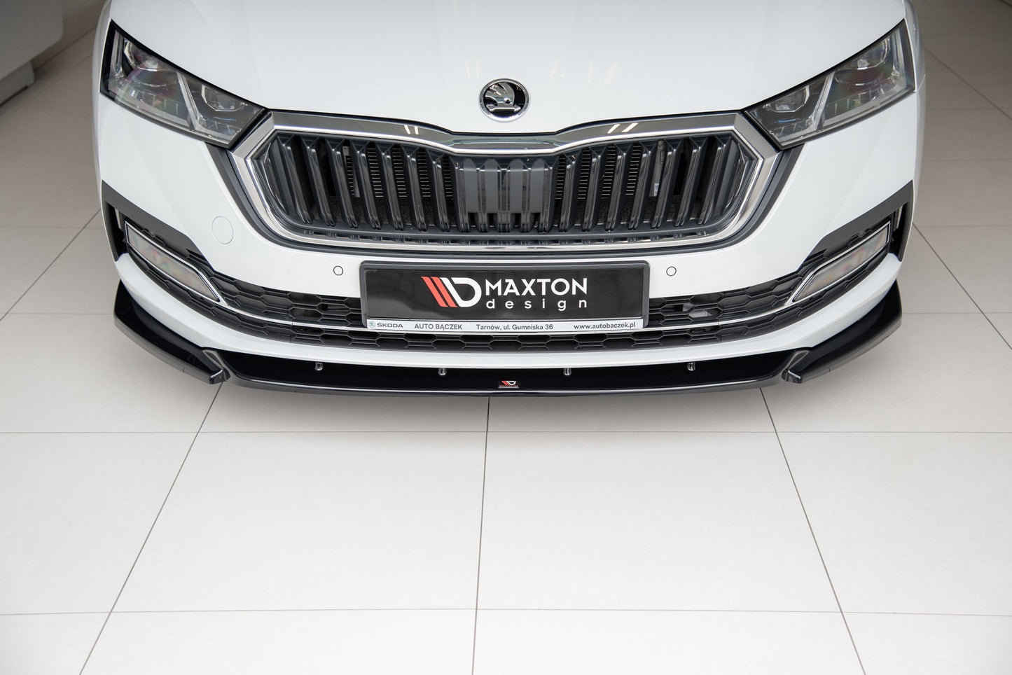 Forreste splitter V.1 Skoda Octavia Mk4