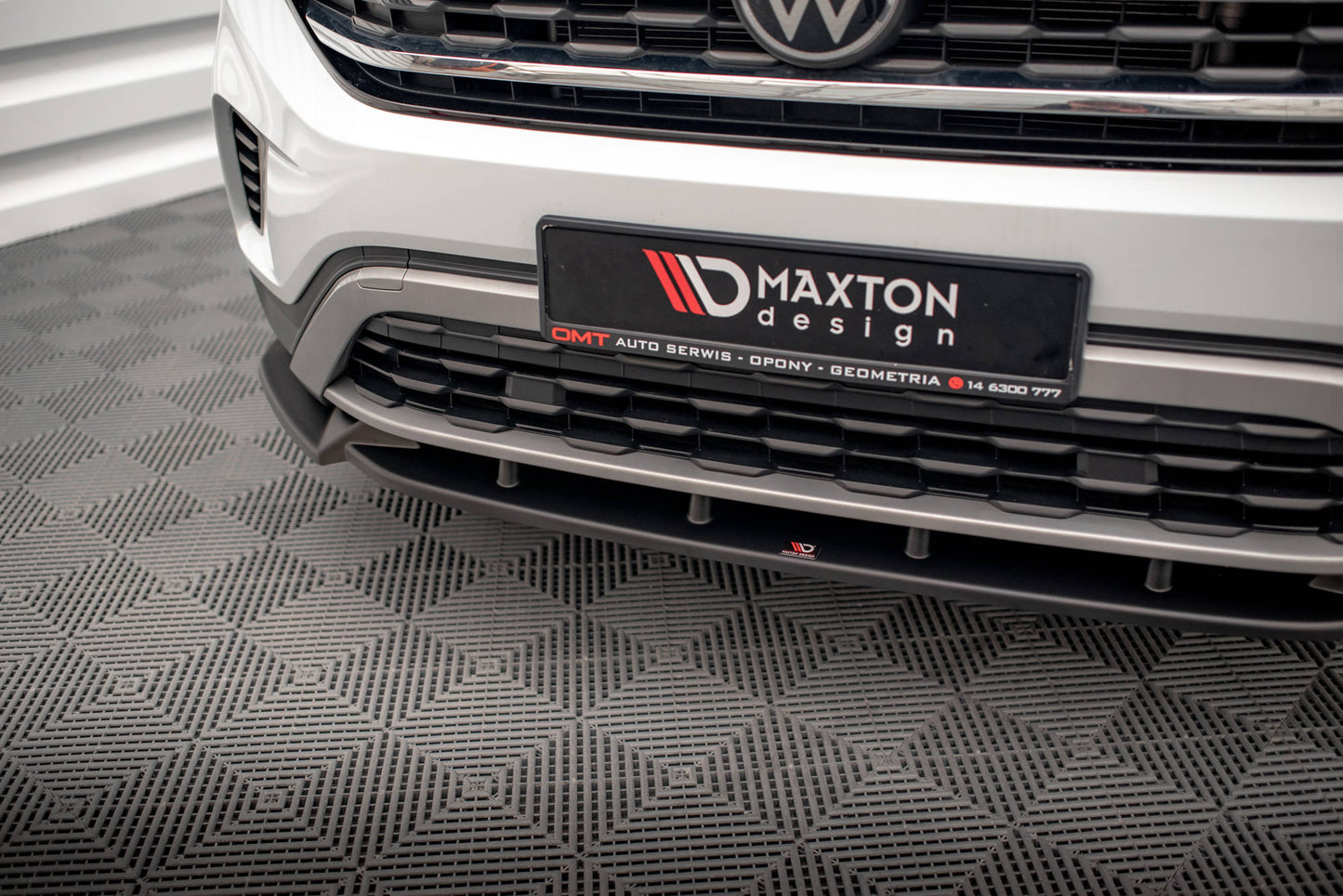 Forreste splitter V.1 Volkswagen Atlas Cross Sport