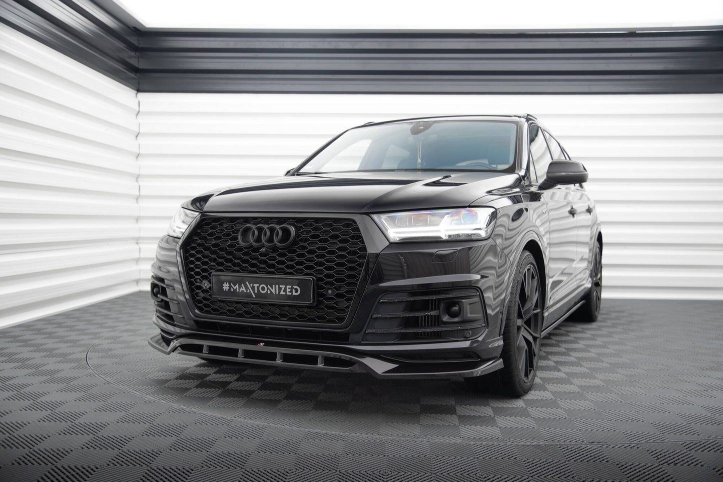 Forreste splitter V.2 Audi SQ7 / Q7 S-Line Mk2