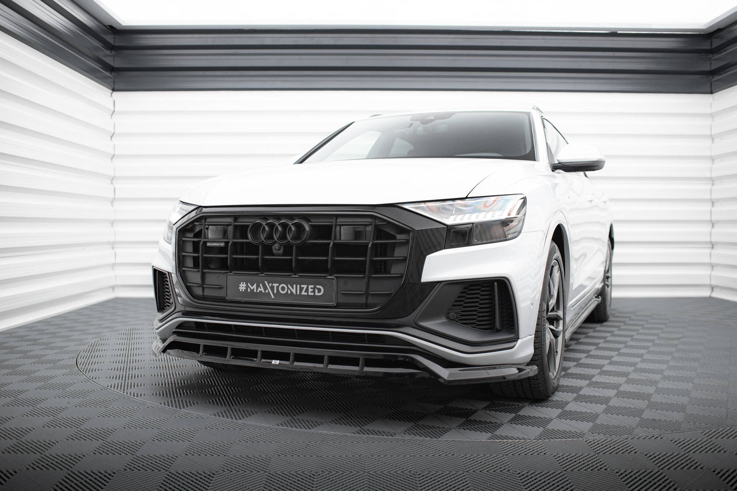 Forreste splitter V.2 Audi SQ8 / Q8 S-Line Mk1