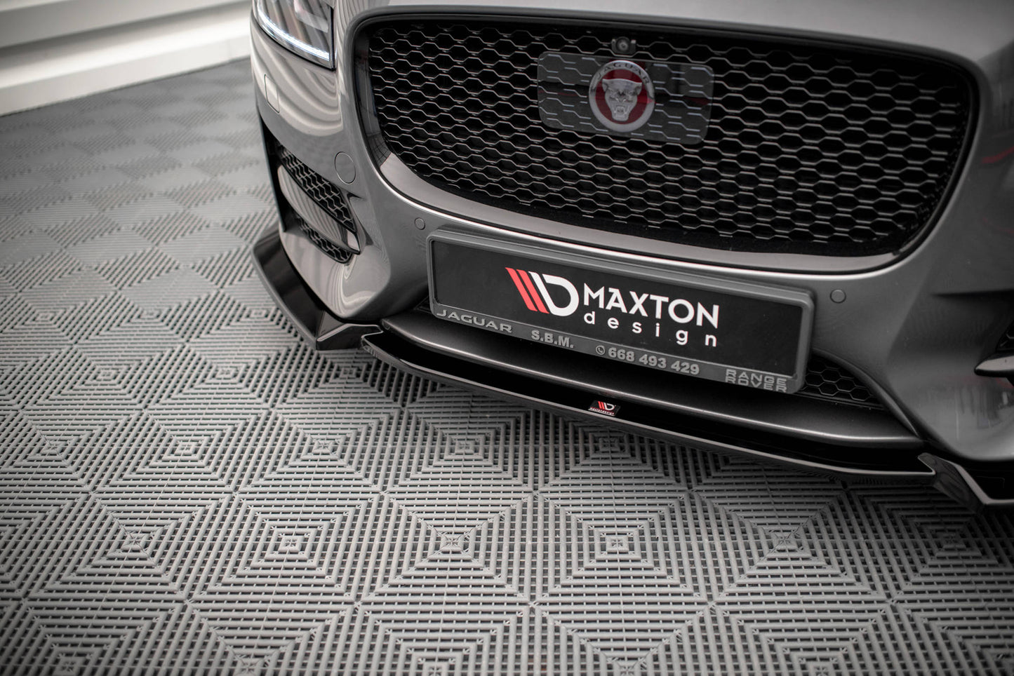 Forreste splitter V.2 Jaguar XF R-Sport Mk2