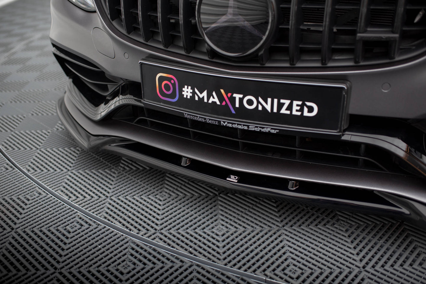 Forreste splitter V.2 Mercedes-AMG C63 Sedan / Estate W205 Facelift