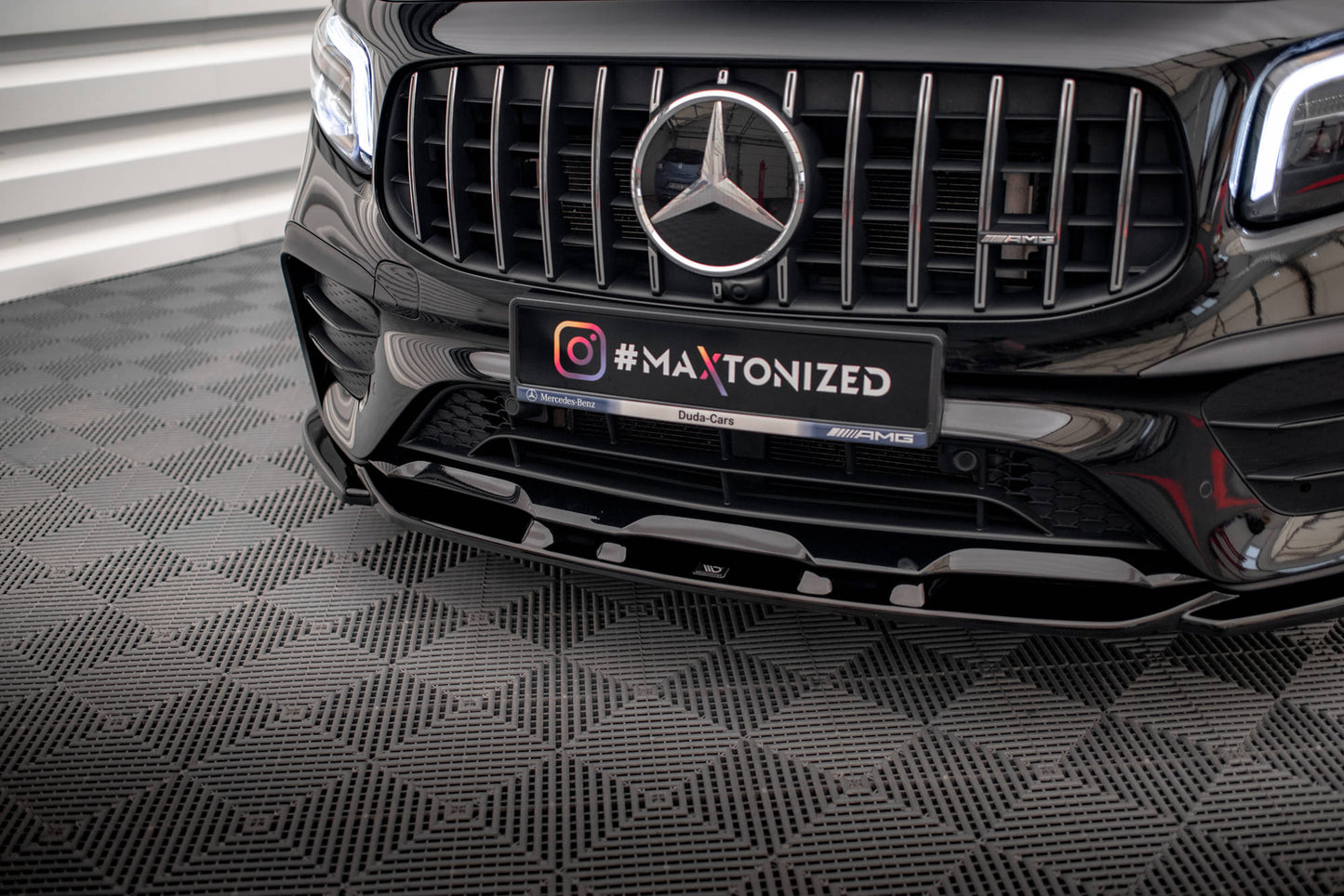 Forreste splitter V.2 Mercedes-AMG GLB 35 X247