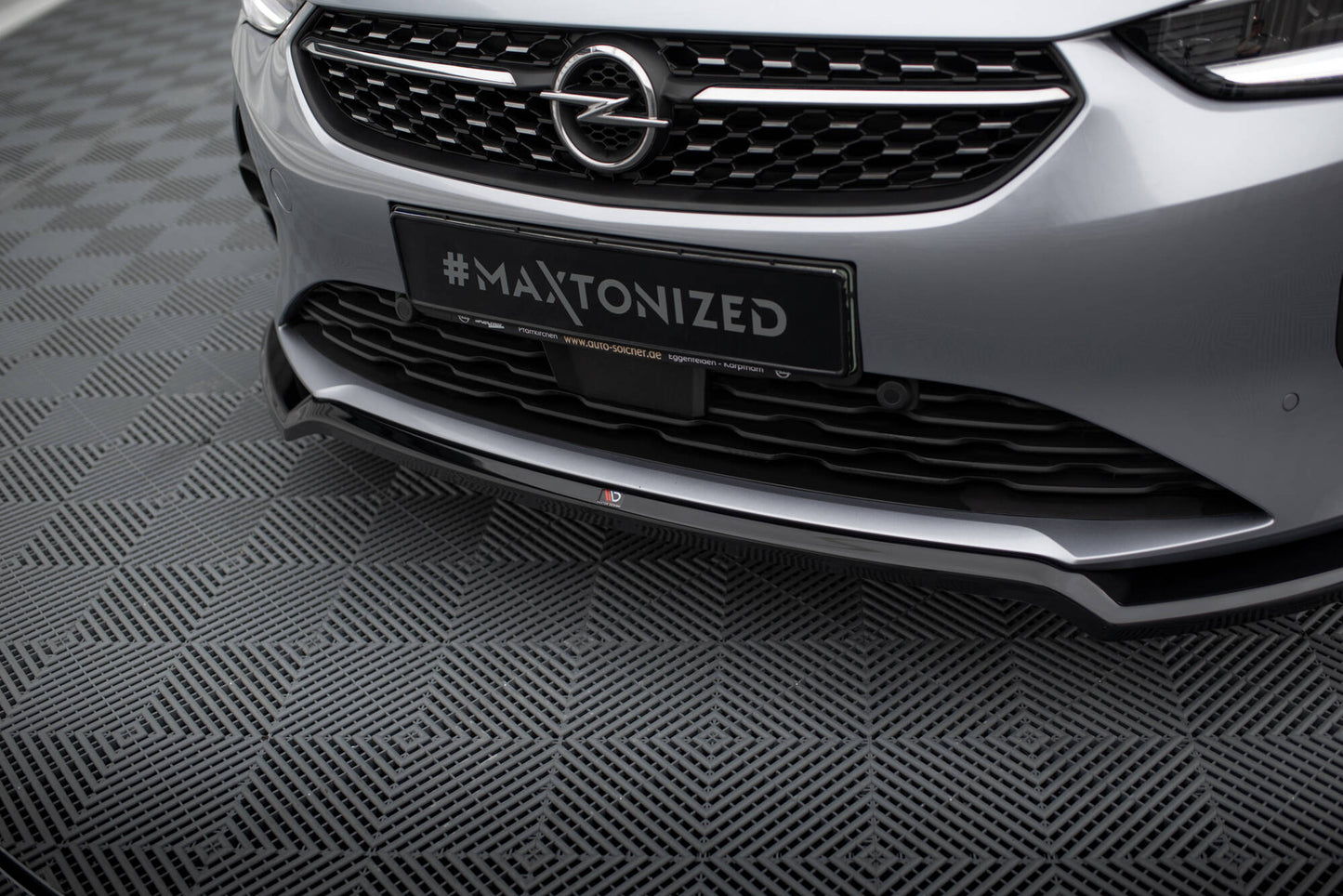 Forreste splitter V.2 Opel Corsa F ( Mk6)