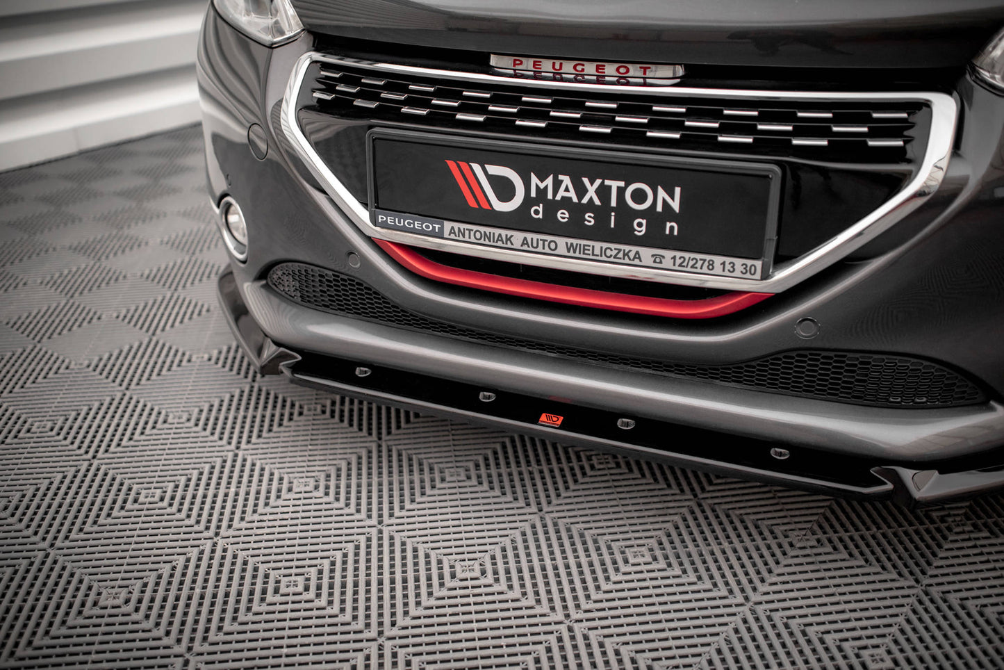 Forreste splitter V.2 Peugeot 208 GTi Mk1