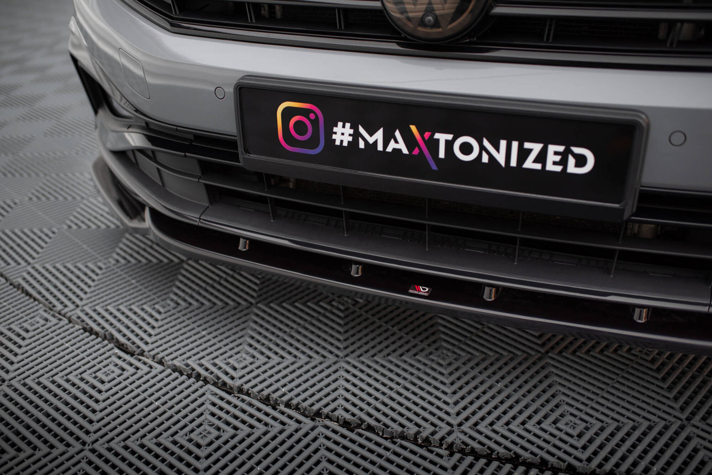 Forreste splitter V.2 Volkswagen Passat R-Line B8 Facelift