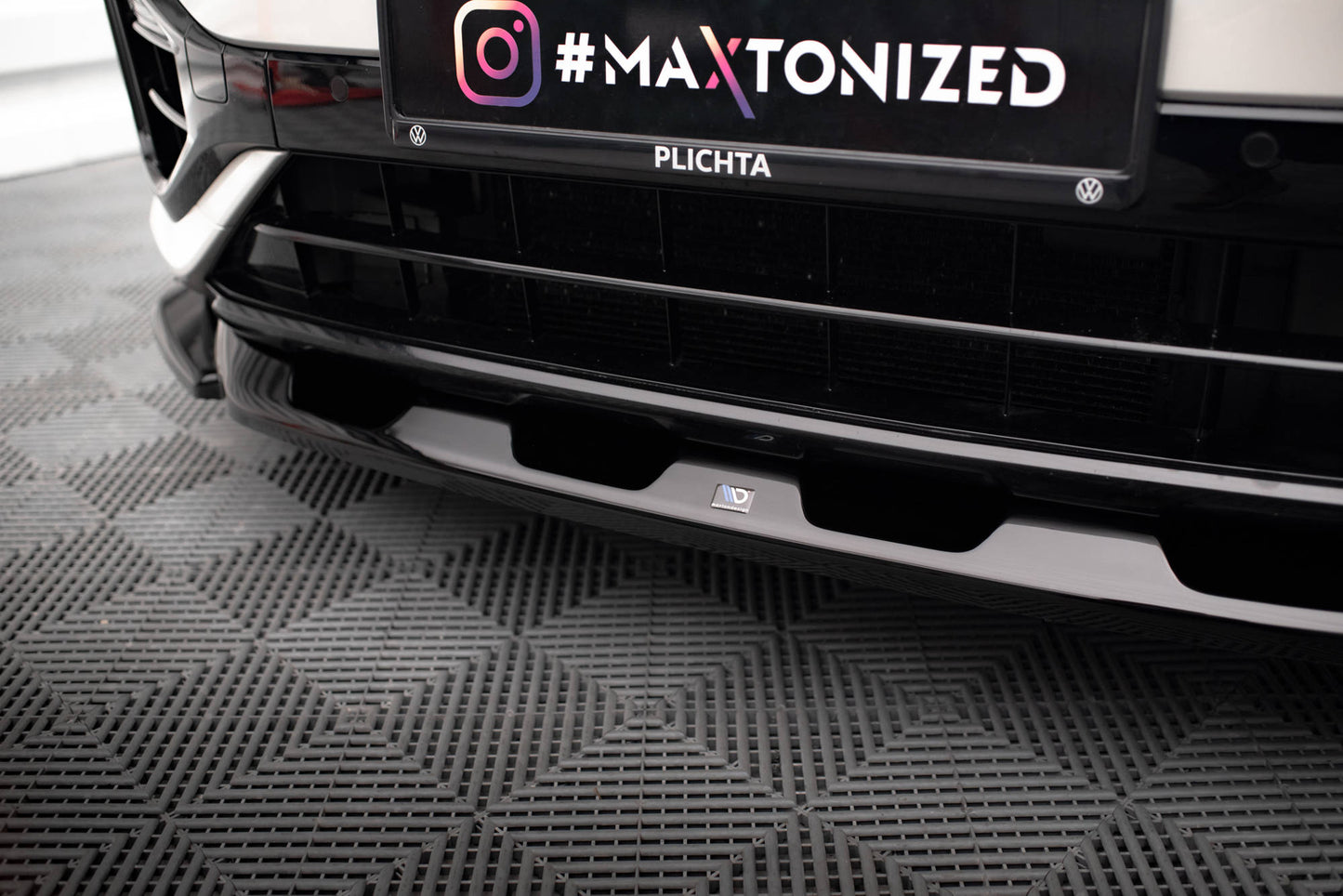Forreste splitter V.2 Volkswagen T-Roc R / R-Line Mk1 Facelift