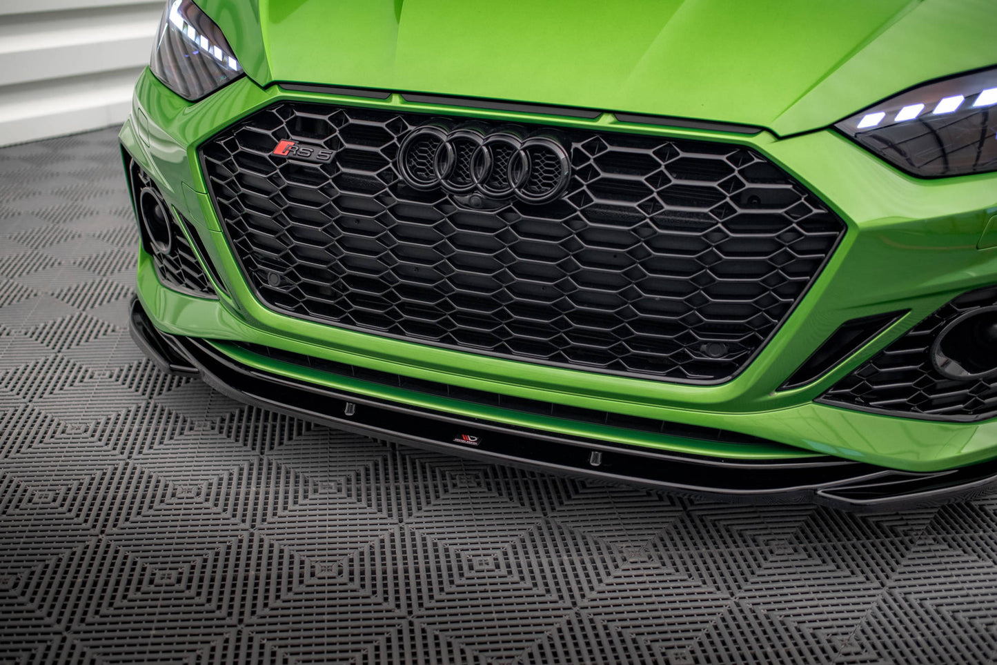 Forreste splitter V.3 Audi RS5 F5 Facelift