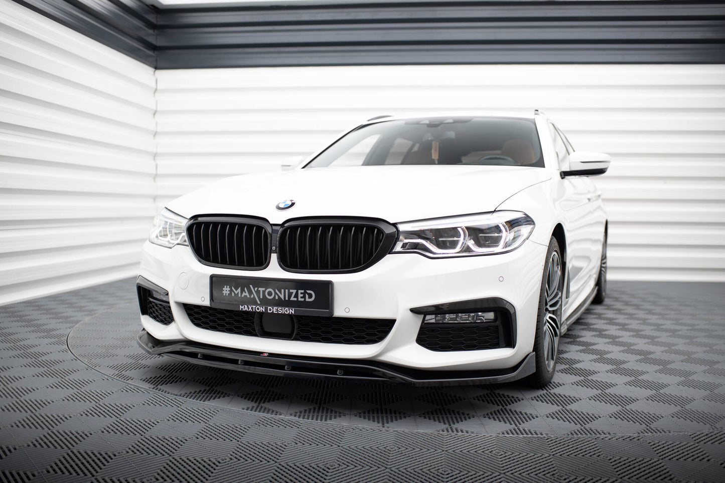 Forreste splitter V.3 BMW 5 M-Pack G30 / G31