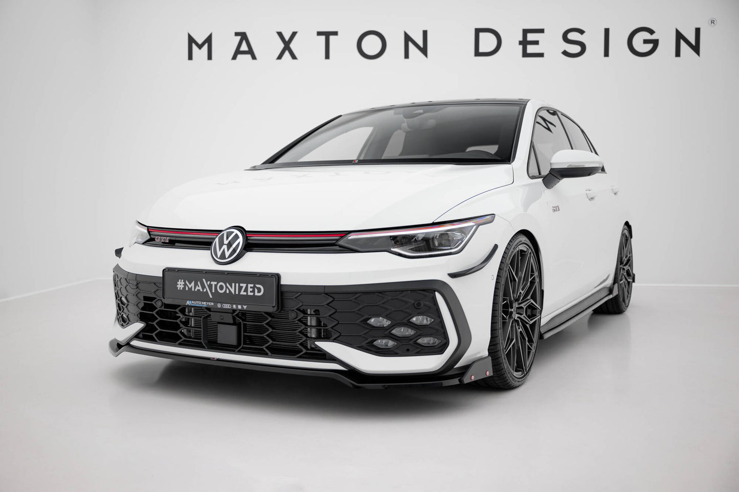 Forreste splitter V.3 + Flaps Volkswagen Golf GTI / GTE / R-Line Mk8 Facelift