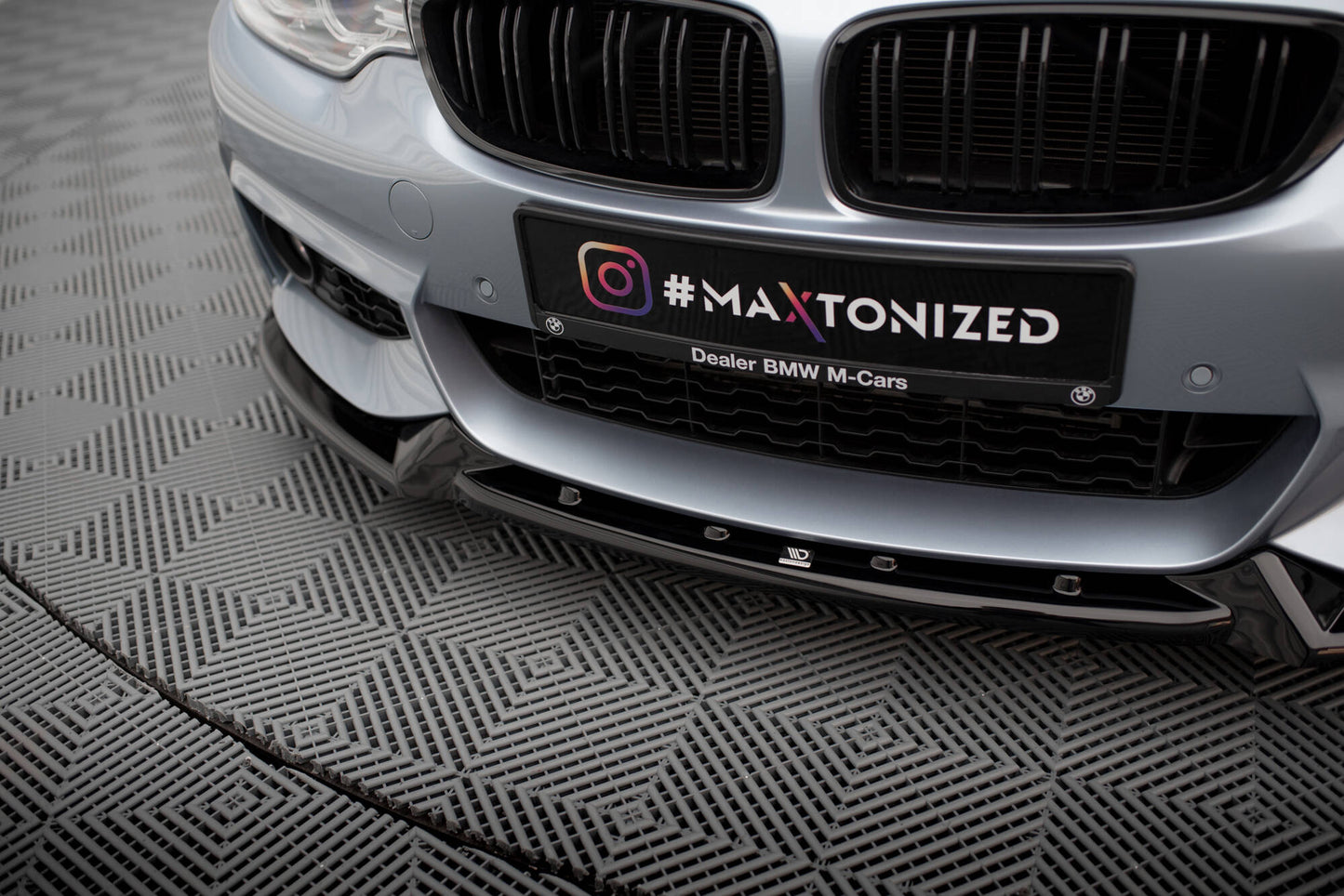 Forreste splitter V.4 BMW 4 Coupe / Gran Coupe / Cabrio M-Pack F32 / F36 / F33