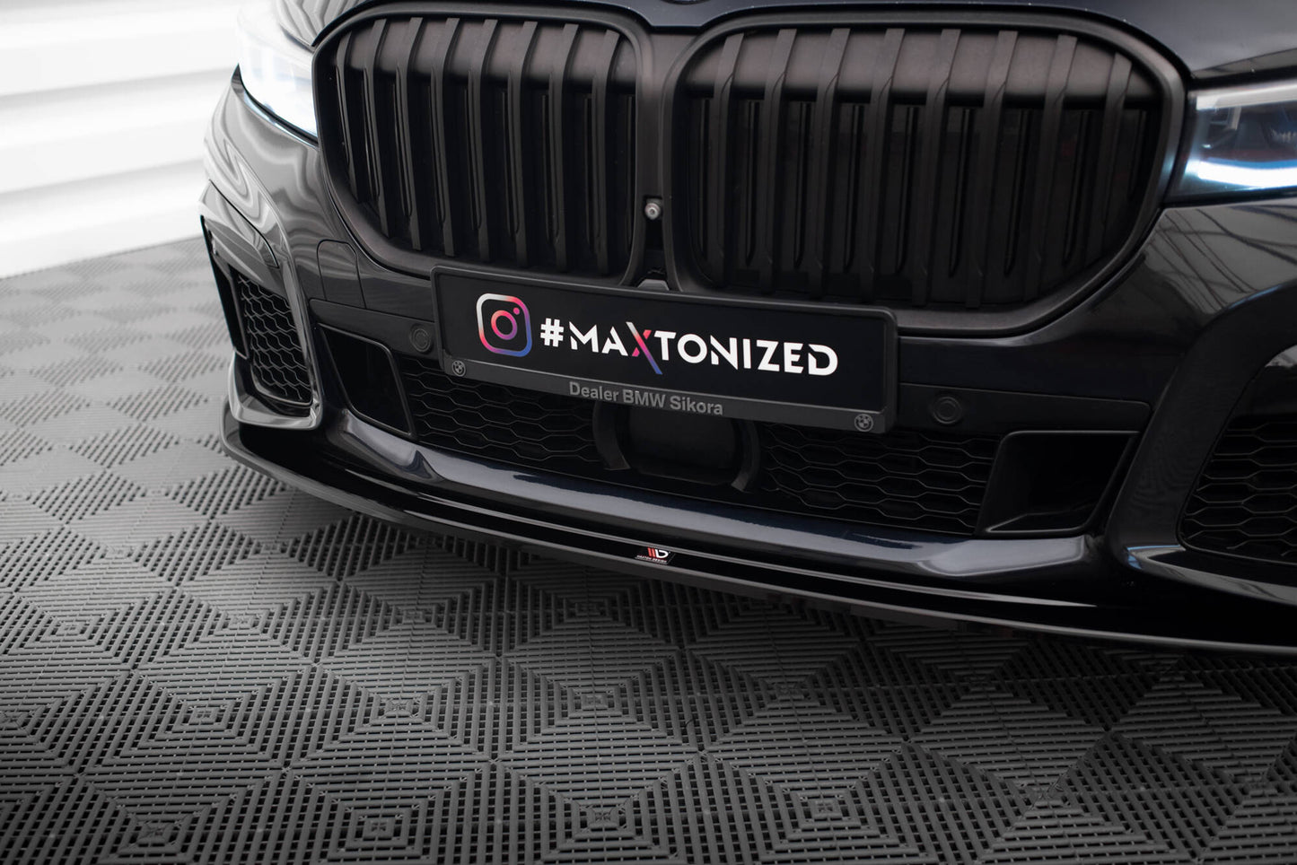 Forreste splitter V.4 BMW 7 M-Pack G11 / G12 Facelift