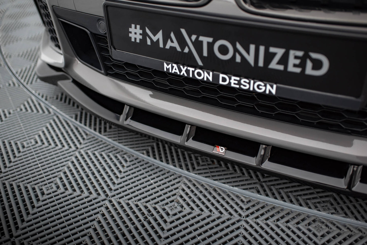 Forreste splitter V.5 BMW 7 M-Pack G11 / G12 Facelift
