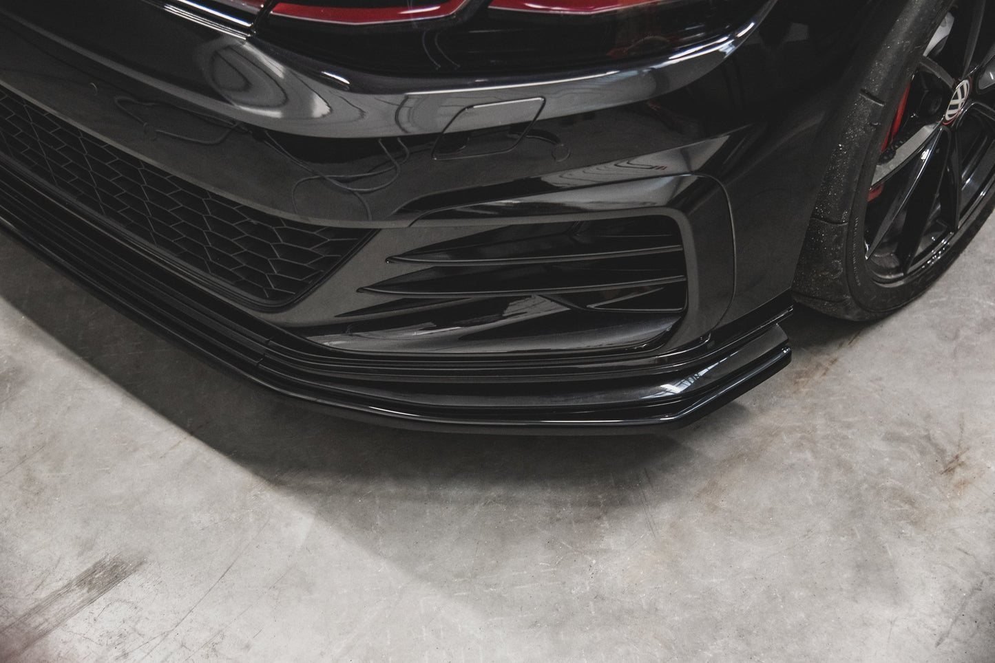 Forreste splitter VW Golf 7 GTI TCR
