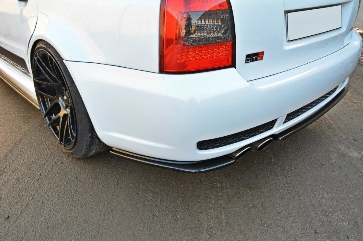 Bagerste splitter AUDI RS4 B5
