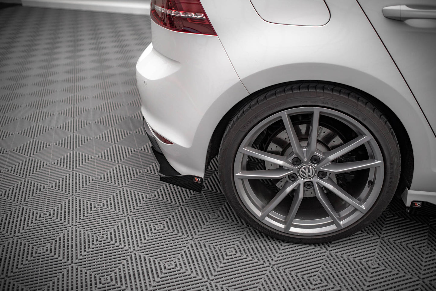 Bagerste side Flaps Volkswagen Golf R Mk7
