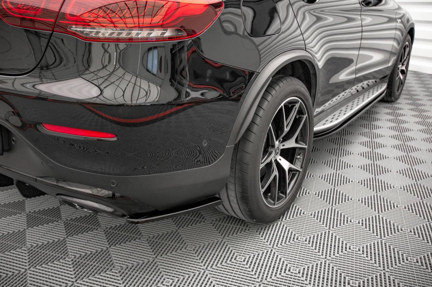 Bagerste sidesplitter Mercedes-Benz GLC Coupe AMG-Line C253 Facelift