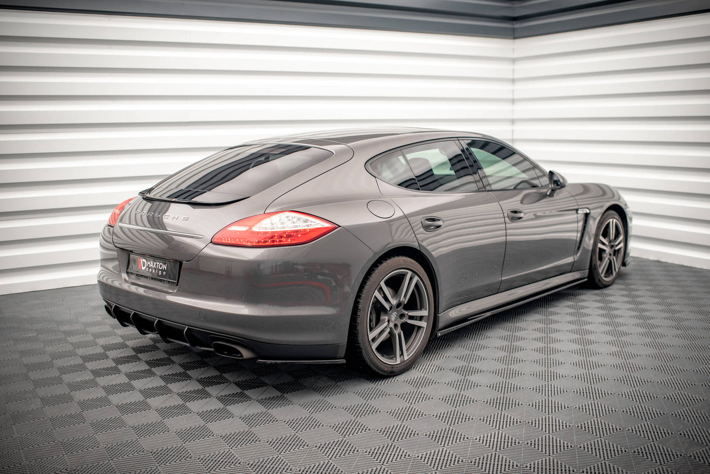 Bagerste sidesplitter Porsche Panamera / Panamera Diesel 970
