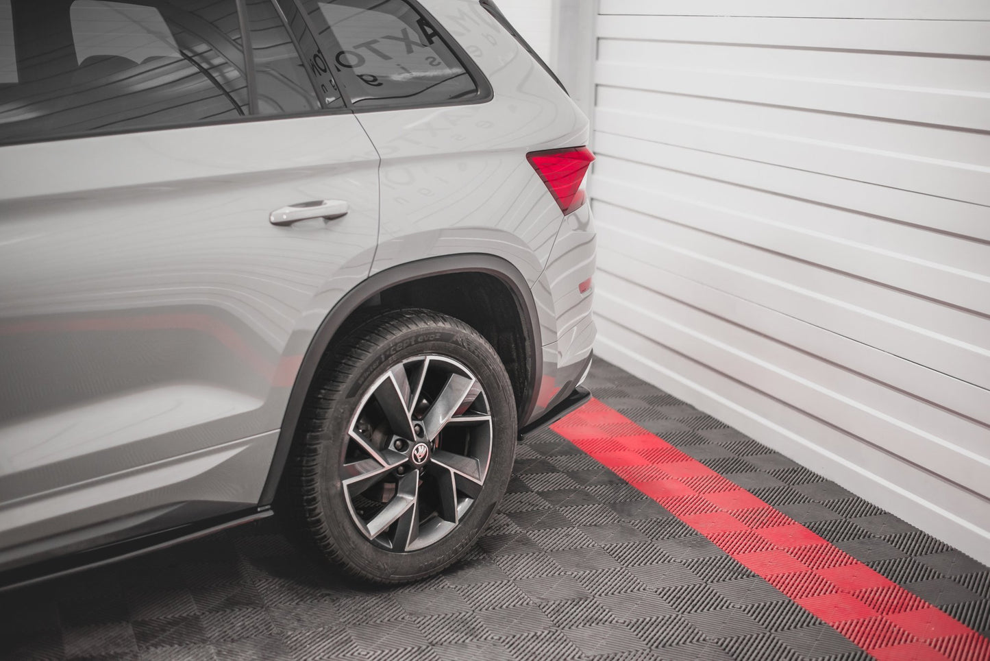 Bagerste sidesplitter Skoda Kodiaq Sportline Mk1 / Mk1 Facelift