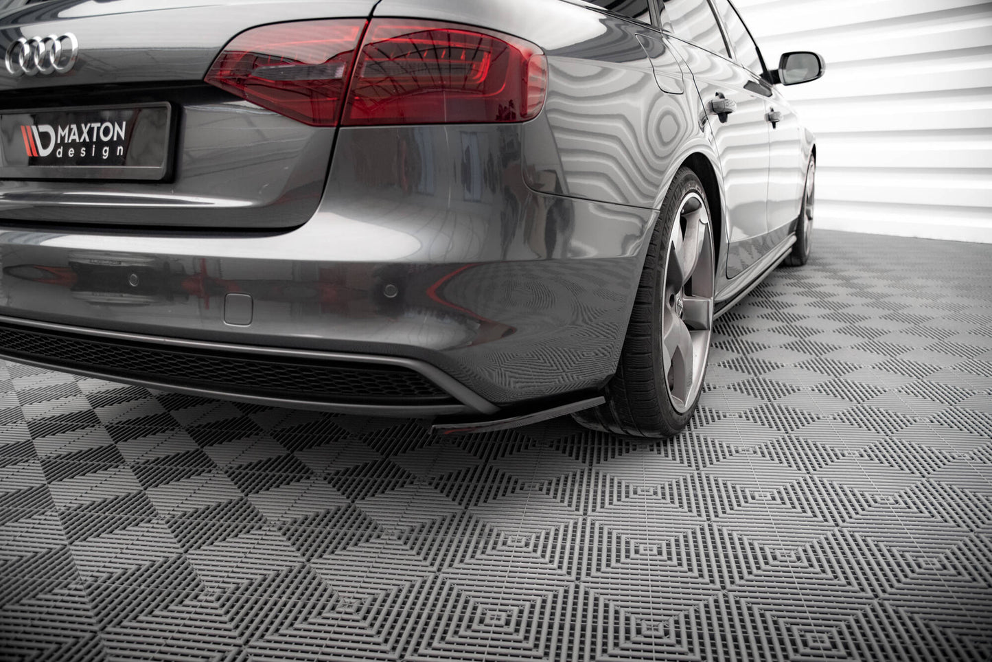 Bagerste sidesplitter V.2 Audi A4 S-Line Avant B8 Facelift