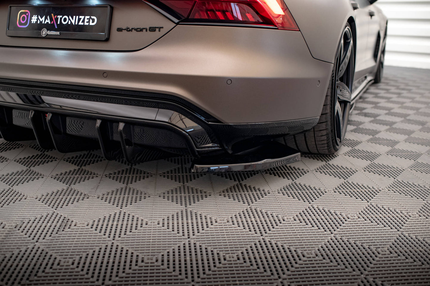 Bagerste sidesplitter V.2 Audi e-Tron GT / RS GT Mk1