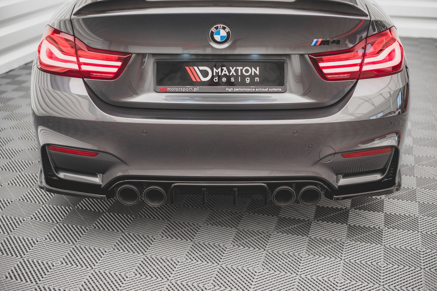 Bagerste sidesplitter V.3 BMW M4 F82