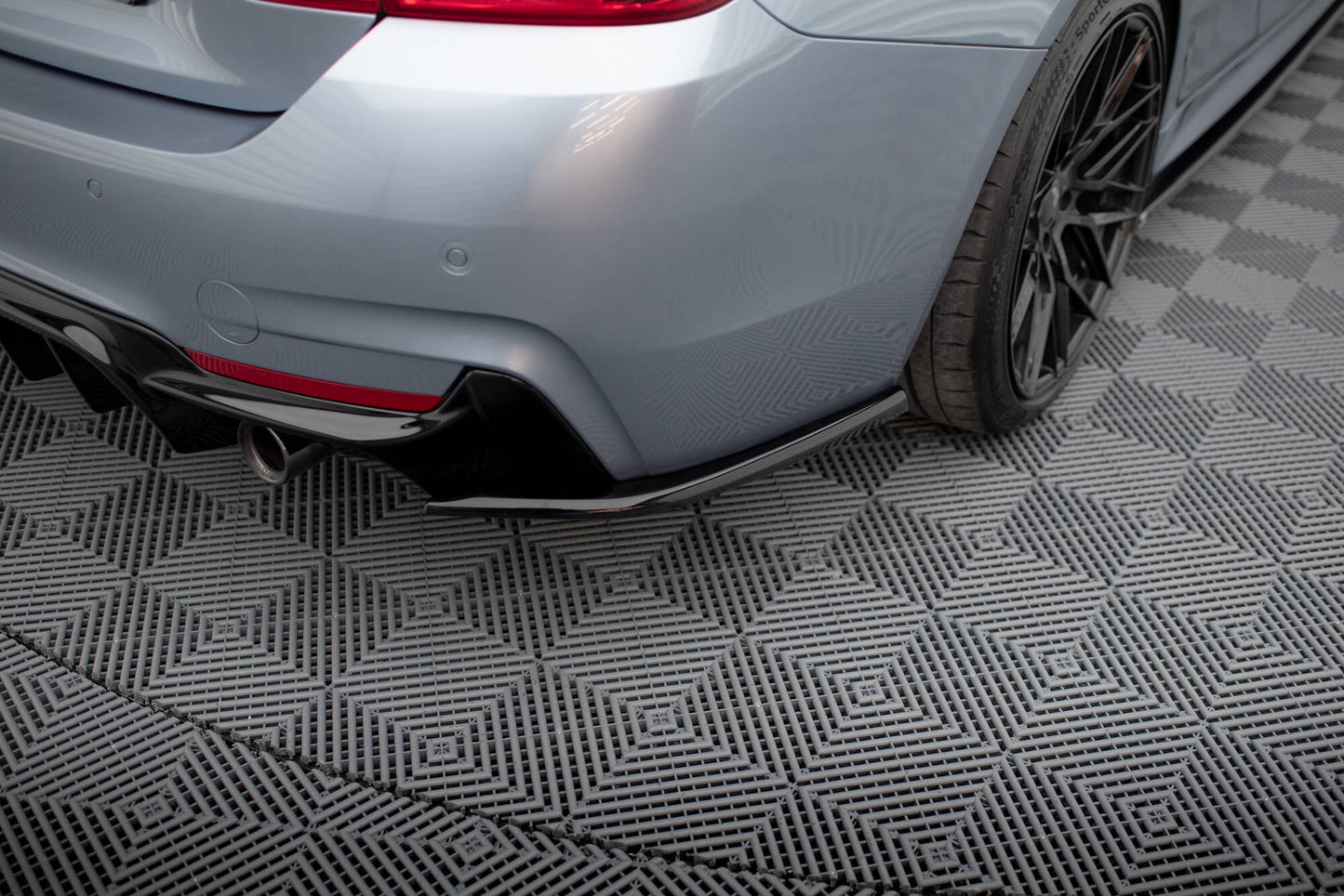Bagerste sidesplitter V.4 BMW 4 Coupe M-Pack F32
