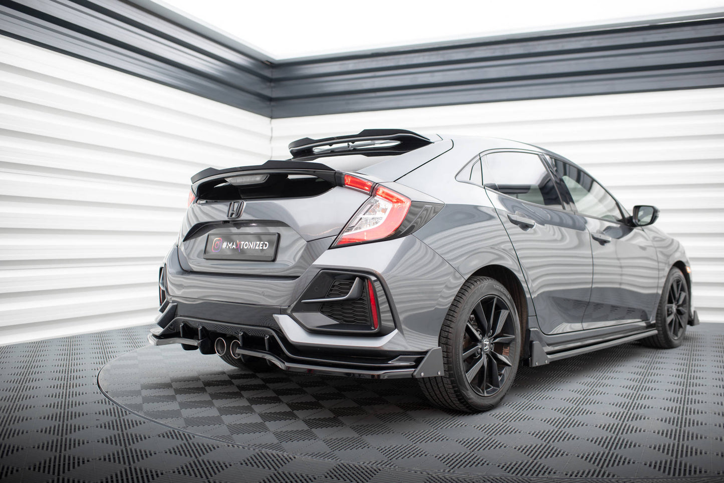 Bagerste splitter V.1 (med vertikale bars) + Flaps Honda Civic Sport Mk 10 Facelift