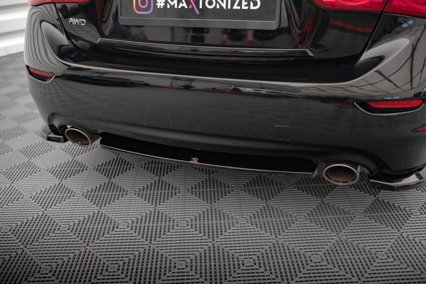 Bagerste splitter til Infiniti Q50 S Mk1