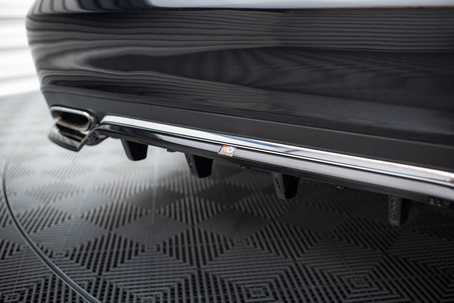 Bagerste splitter (med vertikale bars) Mercedes-Benz E W212 Facelift