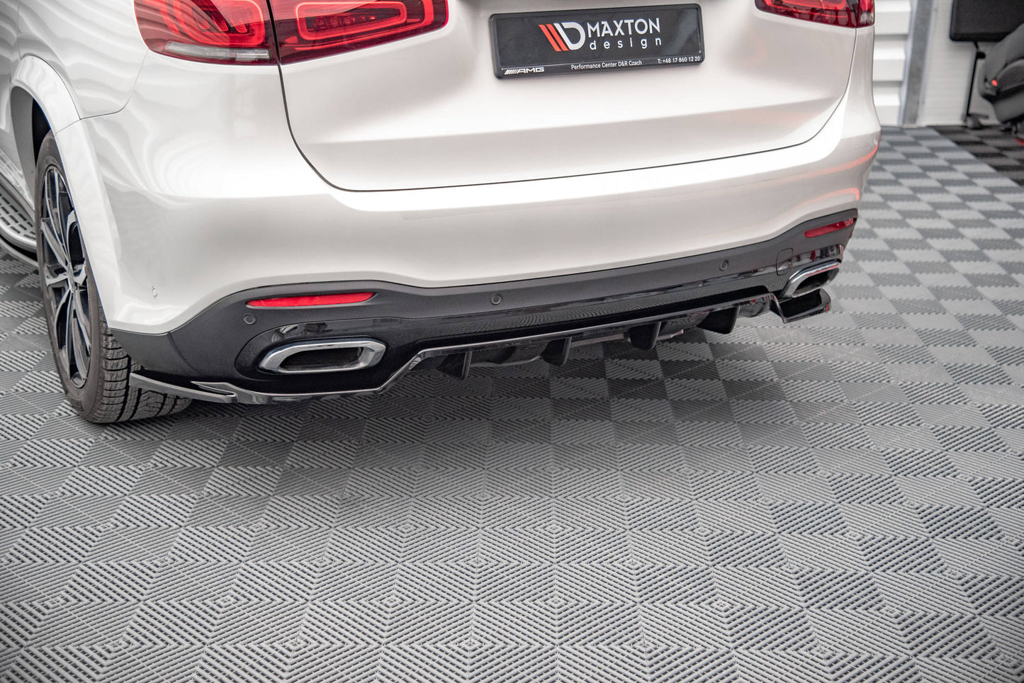 Bagerste splitter (med vertikale bars) Mercedes-Benz GLS AMG-Line X167