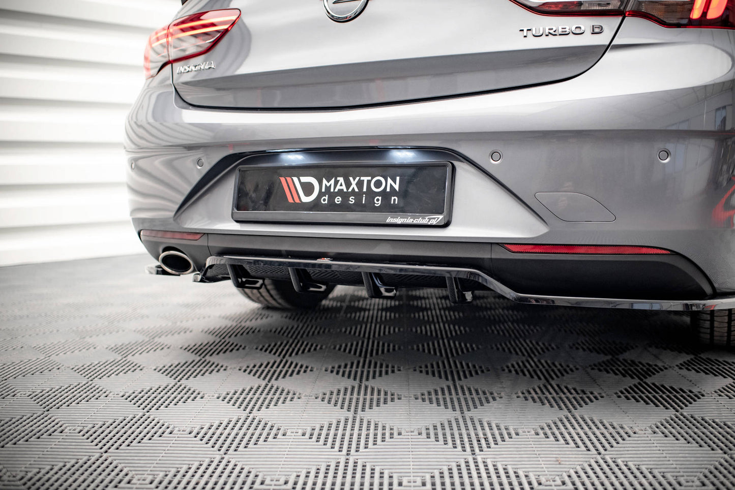 Bagerste splitter (med vertikale bars) Opel Insignia Mk2