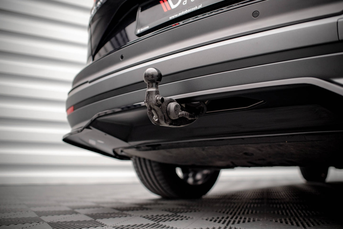 Bagerste splitter (med vertikale bars) Skoda Enyaq iV