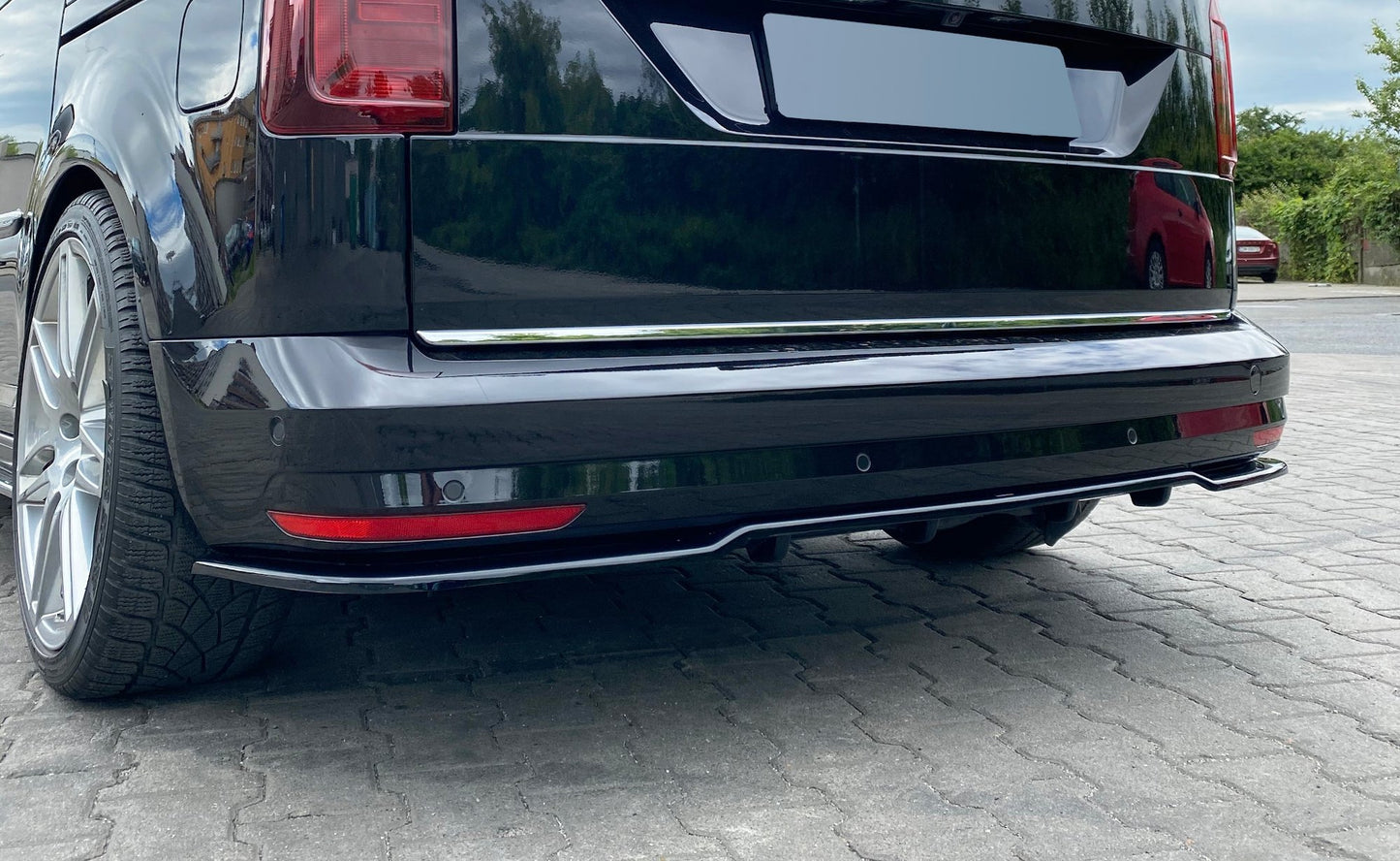 Bagerste splitter (med vertikale bars) Volkswagen Caddy Mk. 4